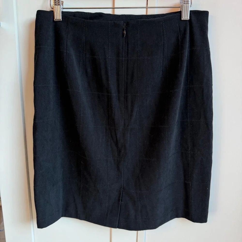 Talbots Suede Pencil Skirt Patchwork Women 10P Black Stretch 90s Minimalist Chic